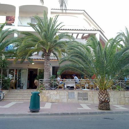 Hostal Leo D'Or Cala d'Or  Exterior photo
