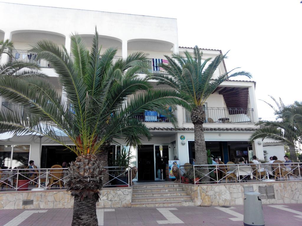 Hostal Leo D'Or Cala d'Or  Exterior photo