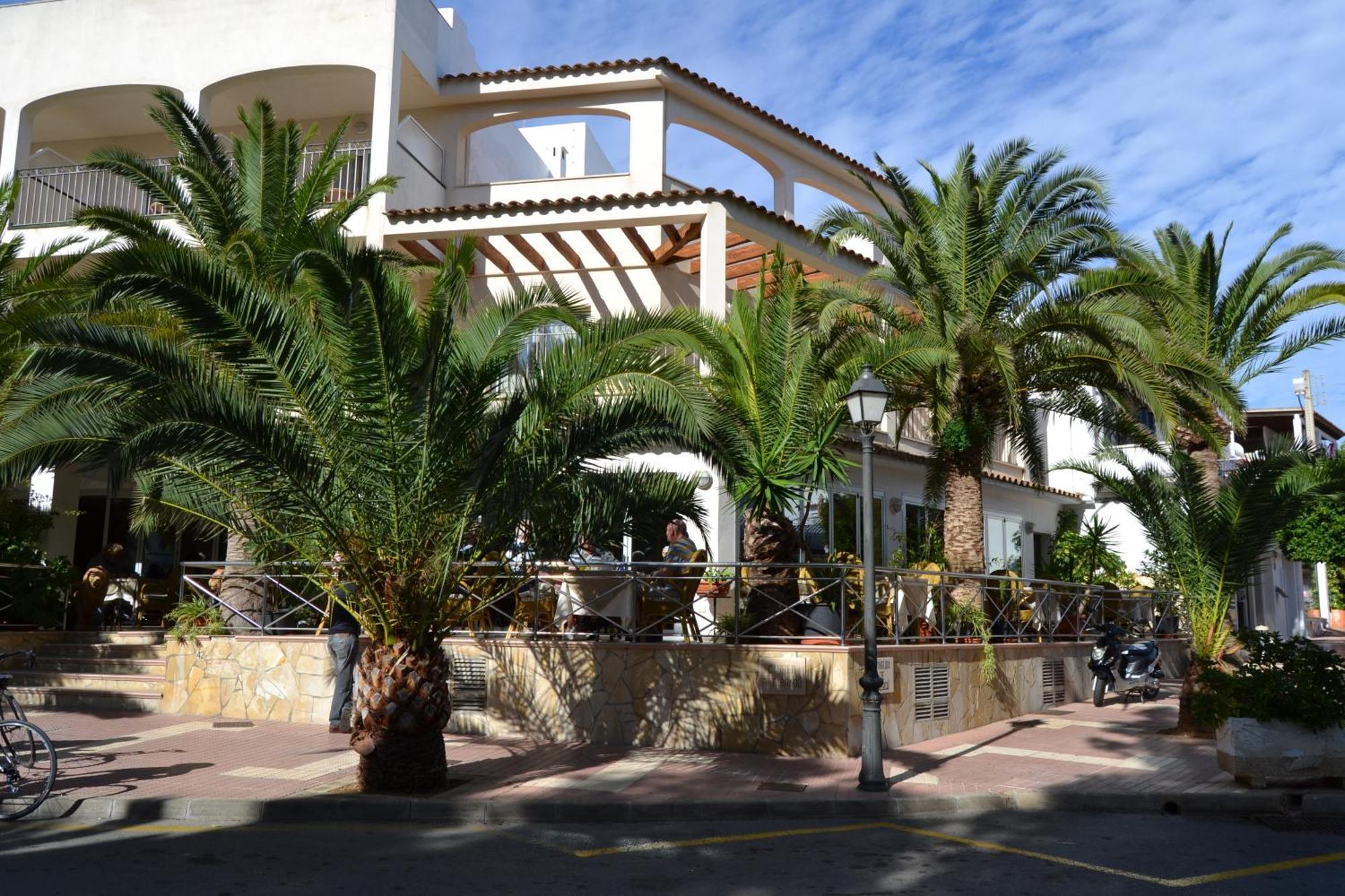 Hostal Leo D'Or Cala d'Or  Exterior photo