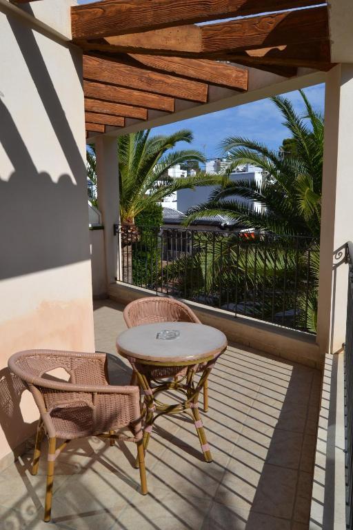 Hostal Leo D'Or Cala d'Or  Room photo